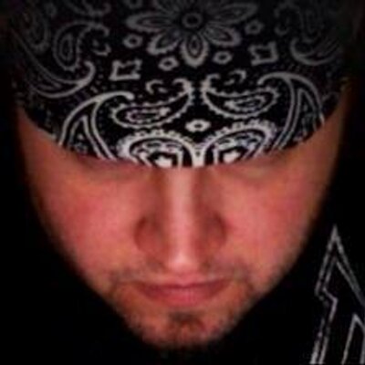 Profile Picture of James Riehl (@stomachcheese) on Twitter