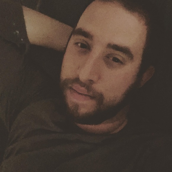 Profile Picture of Chaz Collins (@chazccc) on Poshmark