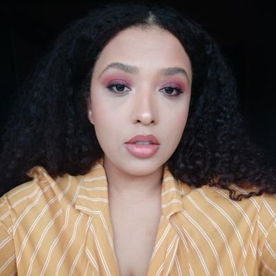 Profile Picture of Rayane Tavares (@RayTL) on Twitter