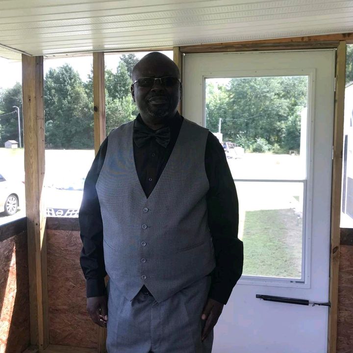 Profile Picture of john ladson (@johnladson91) on Tiktok