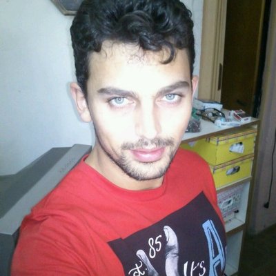 Profile Picture of Ezequiel Moncecchi (@ezemoncecchi) on Twitter