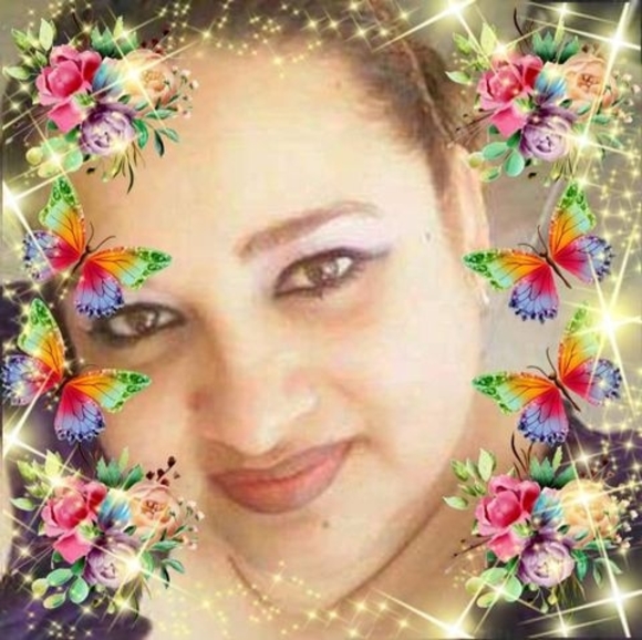 Profile Picture of Mabel Lara (@mabel_2829) on Poshmark