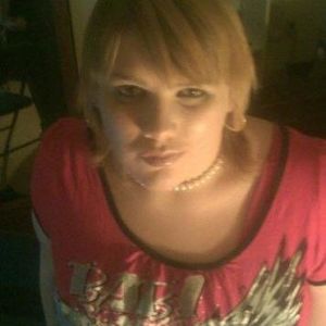 Profile Picture of Laura Christen (@laura.sankey) on Myspace