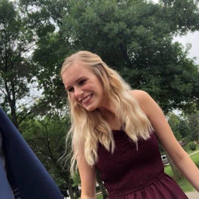 Profile Picture of Emily Thesing (@EmilyThesing14) on Twitter