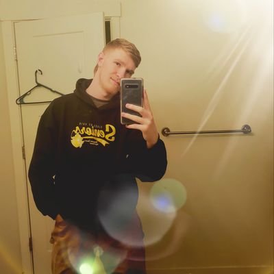 Profile Picture of Phillip Halpin (@PH_FassPass27) on Twitter