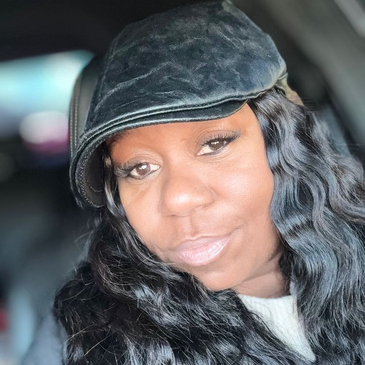 Profile Picture of Shaunda Holmes (@shaundaholmes) on Tiktok