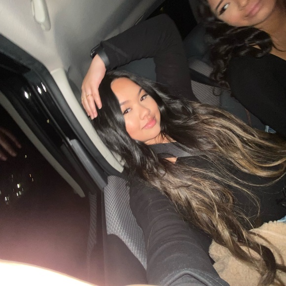 Profile Picture of Christine Taisacan (@christinetais) on Poshmark