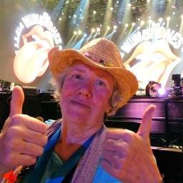 Profile Picture of Helen Salter (@HelenJSalter) on Twitter