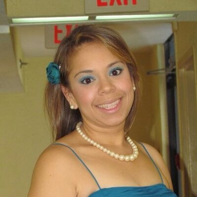 Profile Picture of Debbie Santiago (@debbie12304) on Twitter