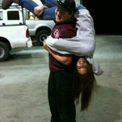 Profile Picture of Jerry Schuman (@Rookie1049) on Twitter