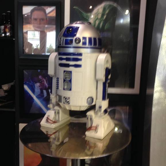 Profile Picture of David Doig (@chillvidd) on Poshmark