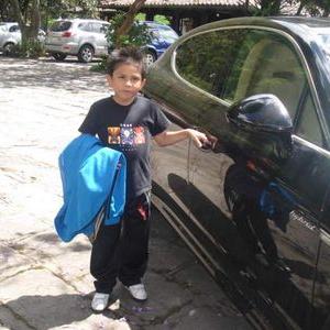 Profile Picture of Cesar Bermeo (@cesarbermeo881) on Twitter