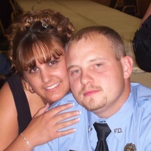 Profile Picture of Joe Kroledge (@joesuzyjoey) on Myspace