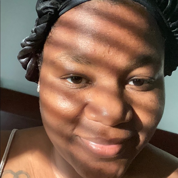 Profile Picture of Monique Newton (@newtonmonique6) on Poshmark