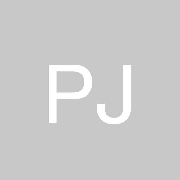 Profile Picture of Padmashri Jainar (@padmashrijainar) on Poshmark