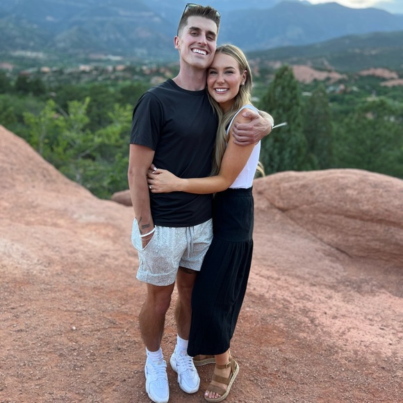 Profile Picture of Summer Gritton (@summer_17) on Poshmark