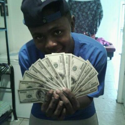 Profile Picture of Devonta Davis (@badazz_smurf) on Twitter