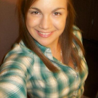 Profile Picture of Jackie Cloyd (@cntrybbe) on Twitter