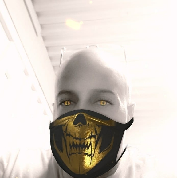 Profile Picture of Roy Hayes (@rizoy) on Poshmark