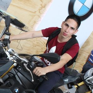 Profile Picture of Carlos Calero (@carloscalero) on Myspace