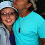Profile Picture of Brett Axelson (@brettrenmusic) on Instagram