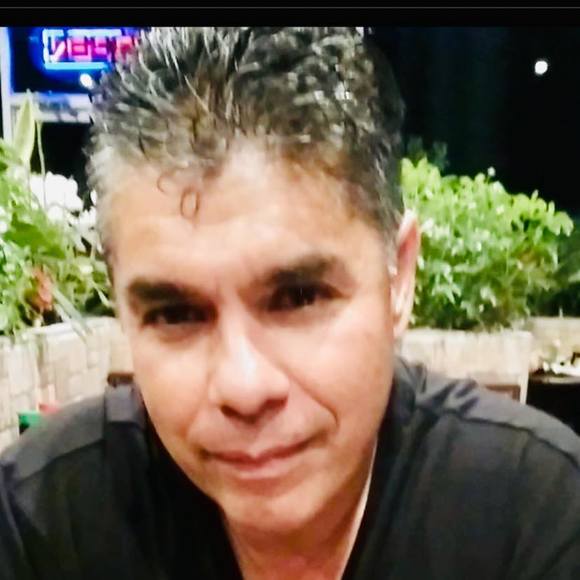 Profile Picture of Eldon Maldonado (@kernequity) on Poshmark