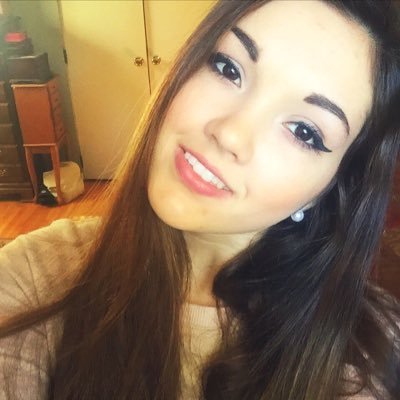 Profile Picture of Miranda Hall (@mirandahall747) on Twitter
