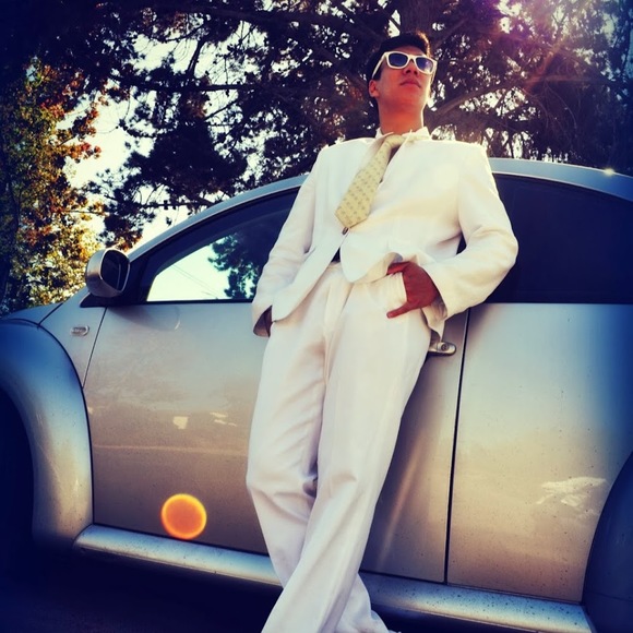 Profile Picture of James Vongsaroj (@clannad20) on Poshmark