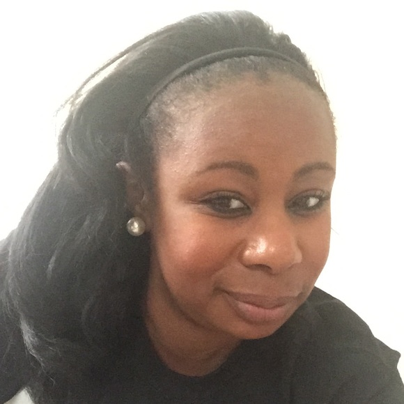 Profile Picture of Desiree Maddrey (@desireemaddrey) on Poshmark
