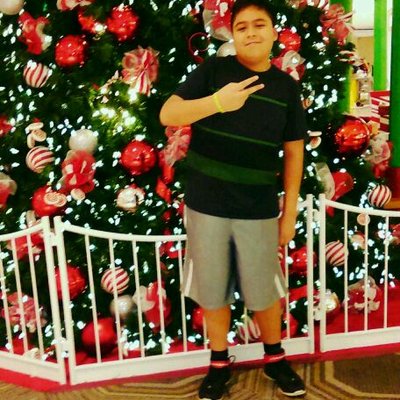 Profile Picture of Steve Patino (@patino_steve) on Twitter