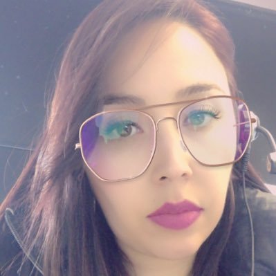 Profile Picture of Lore Perez-Duque (@lperezduque) on Twitter