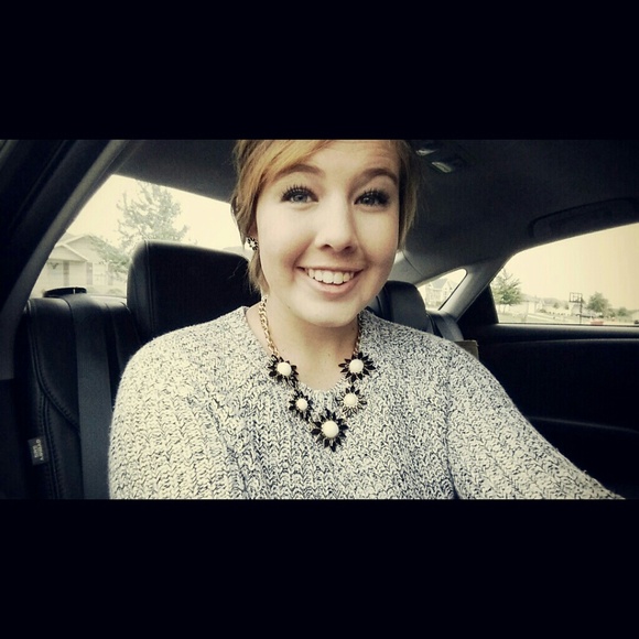 Profile Picture of Abby Birkenfeld (@lookatmyabs) on Poshmark