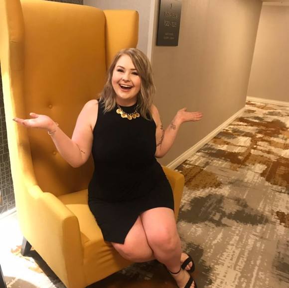 Profile Picture of Kayla Lagasse (@hott_stuff) on Poshmark