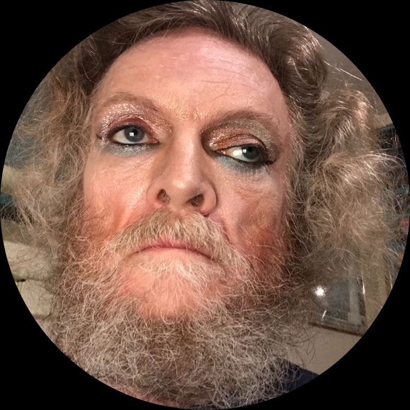 Profile Picture of Mark Stern (@sternmdr) on Poshmark