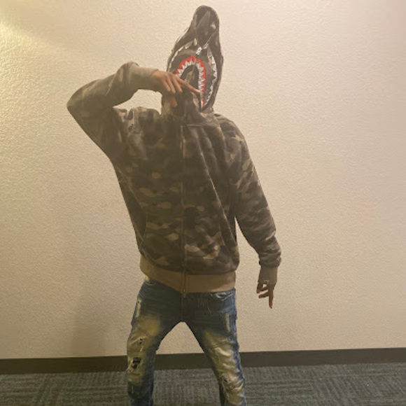 Profile Picture of Lajj Damence (@jasavothemngoat) on Poshmark