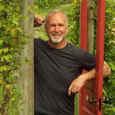Profile Picture of Tom McLaughlin (@TomMcLaughlinJr) on Twitter