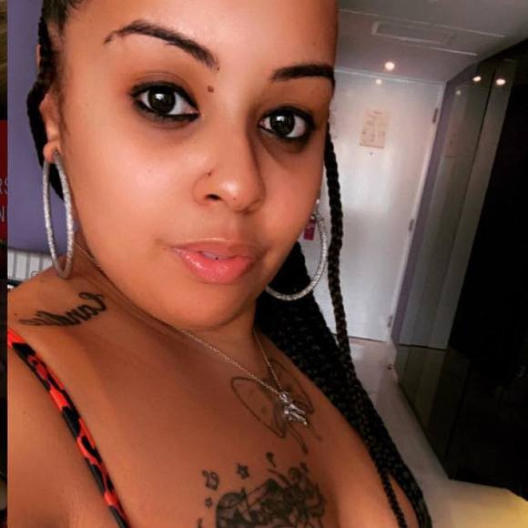 Profile Picture of Wanda Llins (@wllins14) on Poshmark