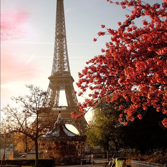 Profile Picture of Nafisa Abdullahi (@nafisa06) on Poshmark