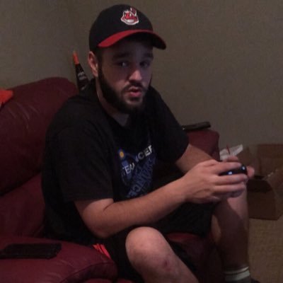 Profile Picture of Joe Isla (@Joe_Frazer21) on Twitter