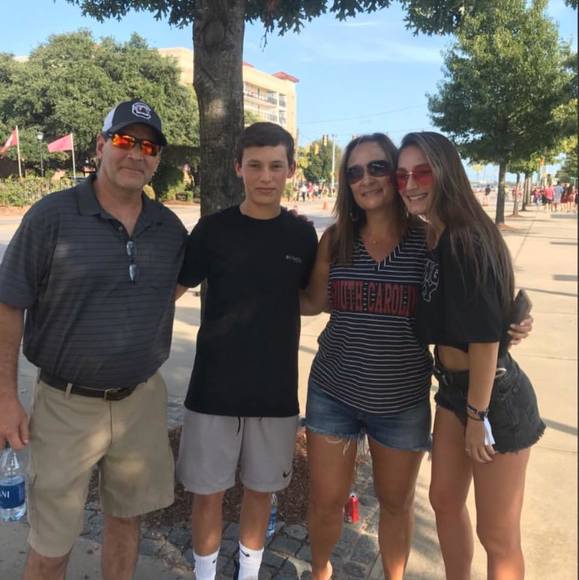 Profile Picture of Barbara Walsh (@tombarbarawalsh) on Poshmark