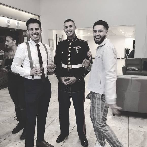 Profile Picture of Chris Navarro (@chris1093) on Poshmark