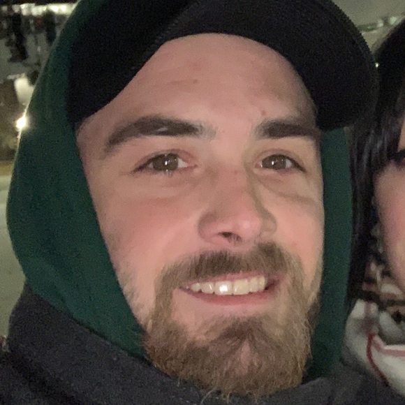 Profile Picture of Dillon Connerty (@dillonconnerty) on Poshmark