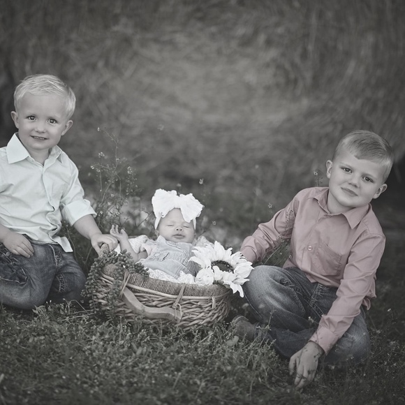 Profile Picture of Jennifer Kagarice (@jkagarice) on Poshmark