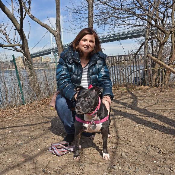 Profile Picture of Barbara Tucciarone (@btucci1047) on Poshmark