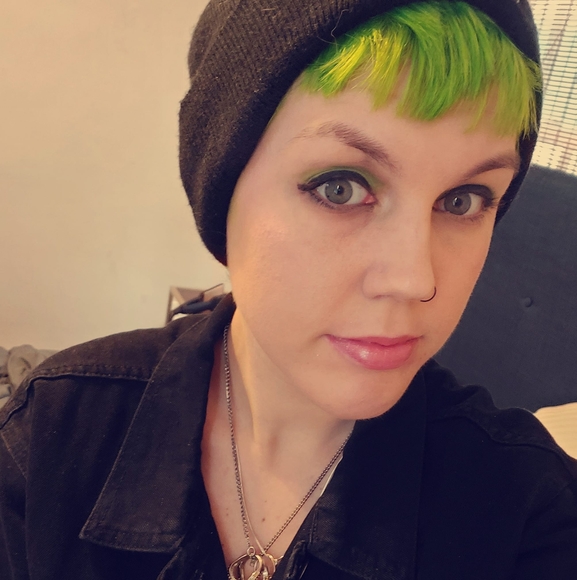 Profile Picture of Megan Worsham (@hessesprincess) on Poshmark