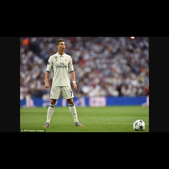 Profile Picture of Sebastian Paz (@cr7iso) on Poshmark