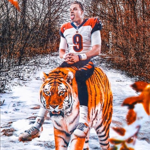 Malachi Boward - Poshmark Profile Picture of Malachi Boward (@malachiboward) on Poshmark