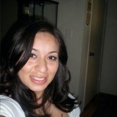 Profile Picture of Rosie Navarro (@LAbornNyheart) on Twitter