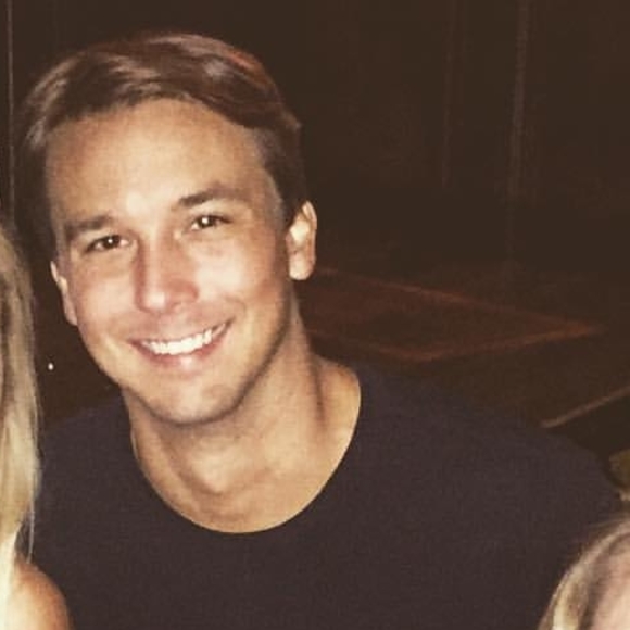 Profile Picture of Alex Plueger (@alex_plueger) on Poshmark