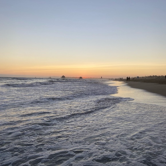 Profile Picture of Avery Hammond (@averyghammond1) on Poshmark